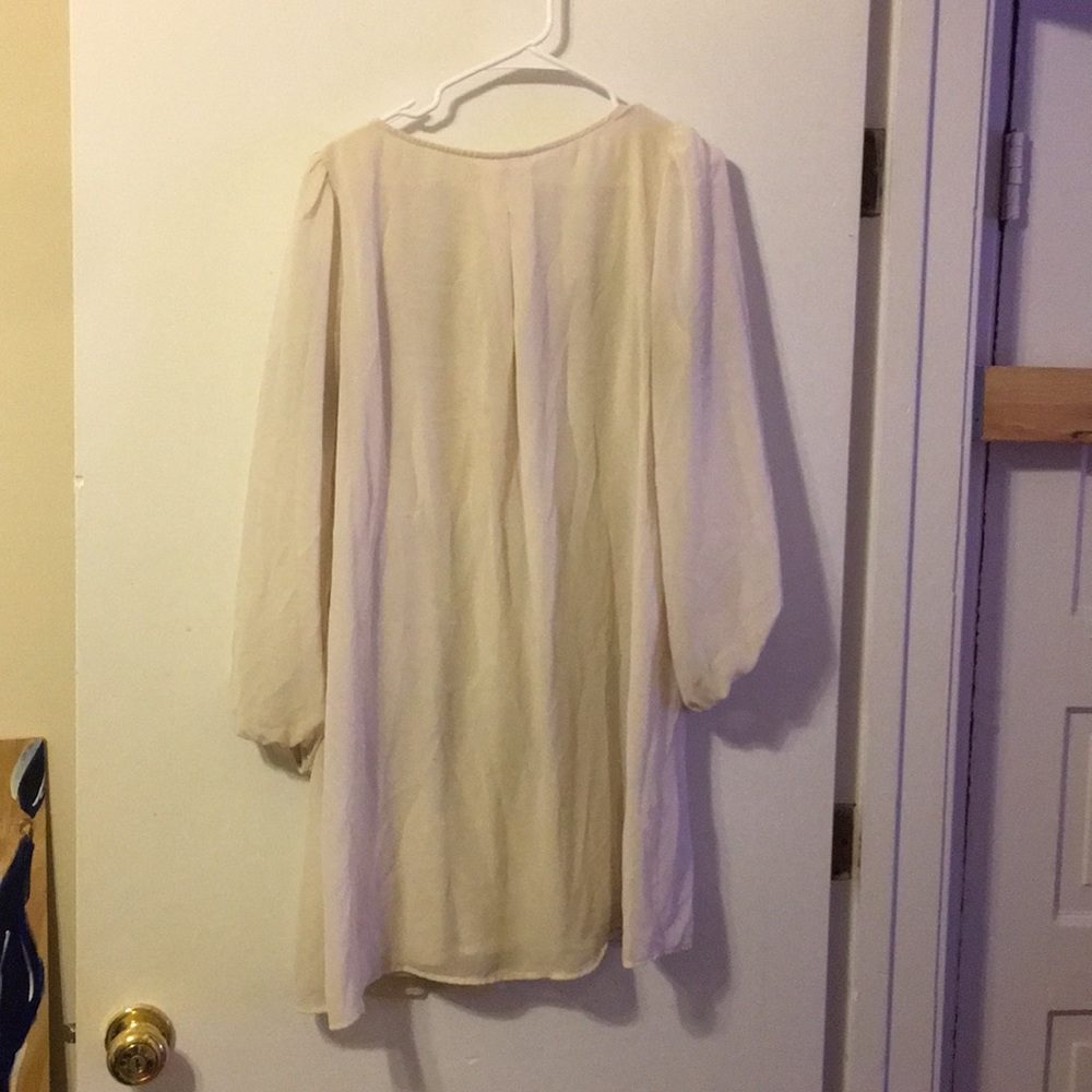 White long sleeve dress large - Picture 4 of 4